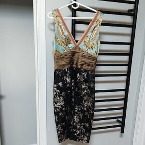 Phoebe Couture Multicolor V-Neck Midi Dress